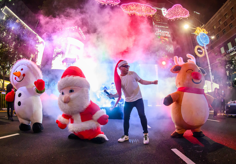 The Great Christmas Eve Street Party